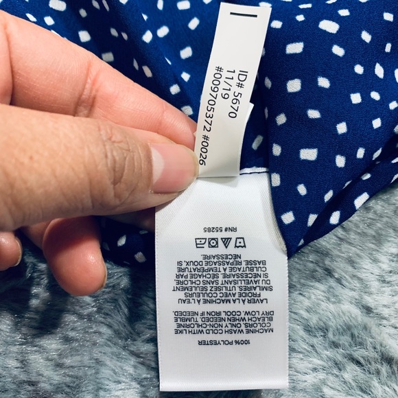 Express Blouse - Picture 3 of 3